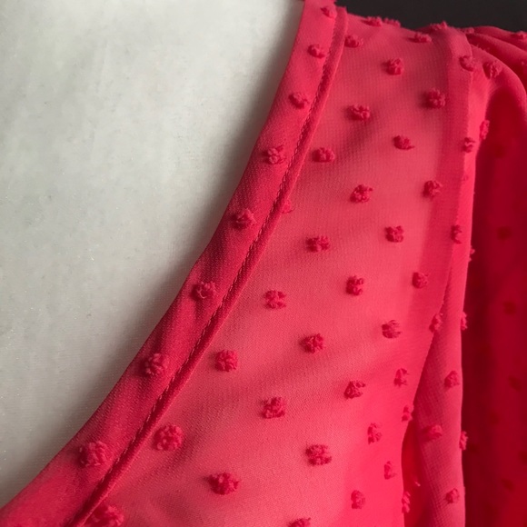 NWOT Socialite Dot Crop Blouse - Picture 4 of 6